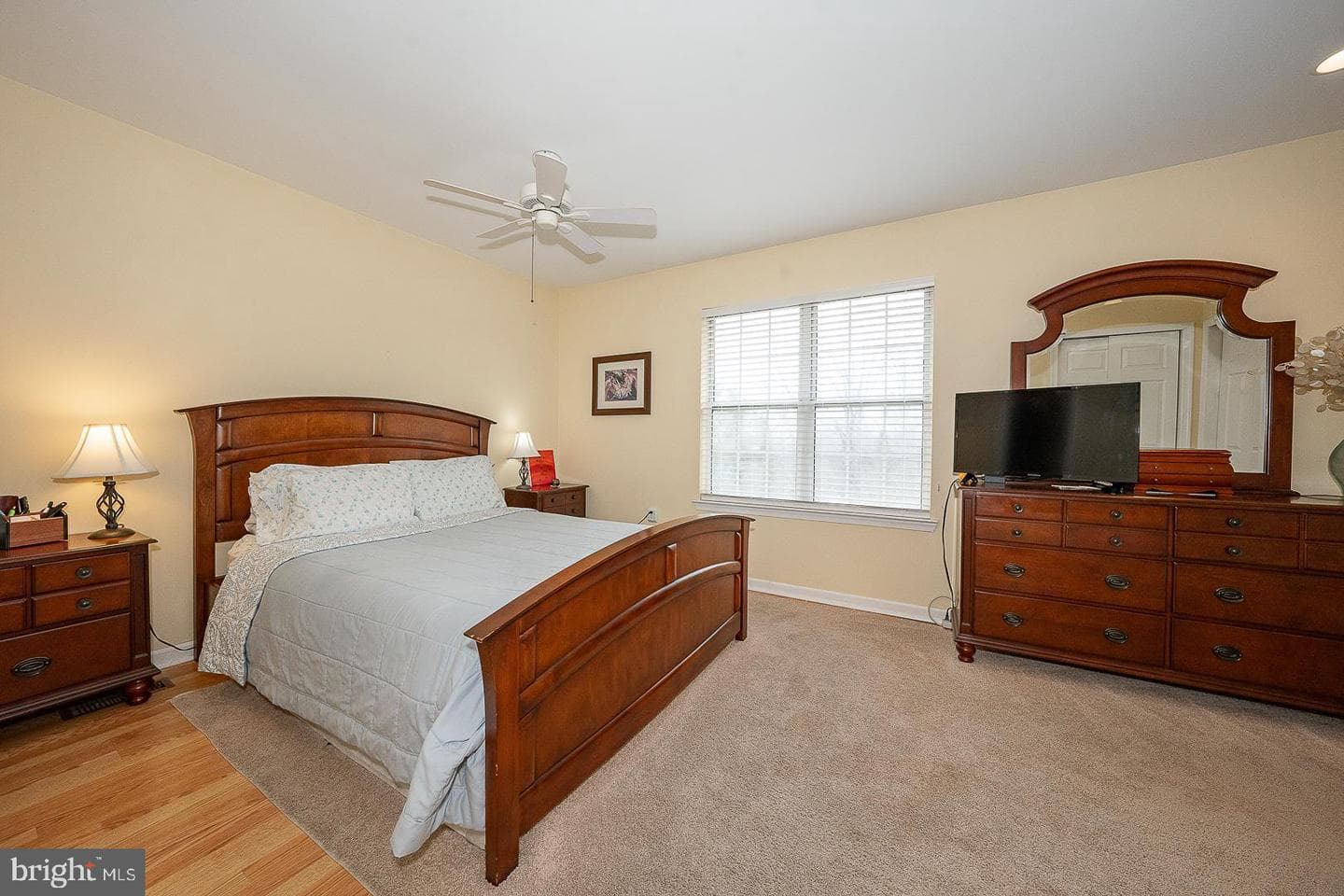 182 Nottingham Court photo 17
