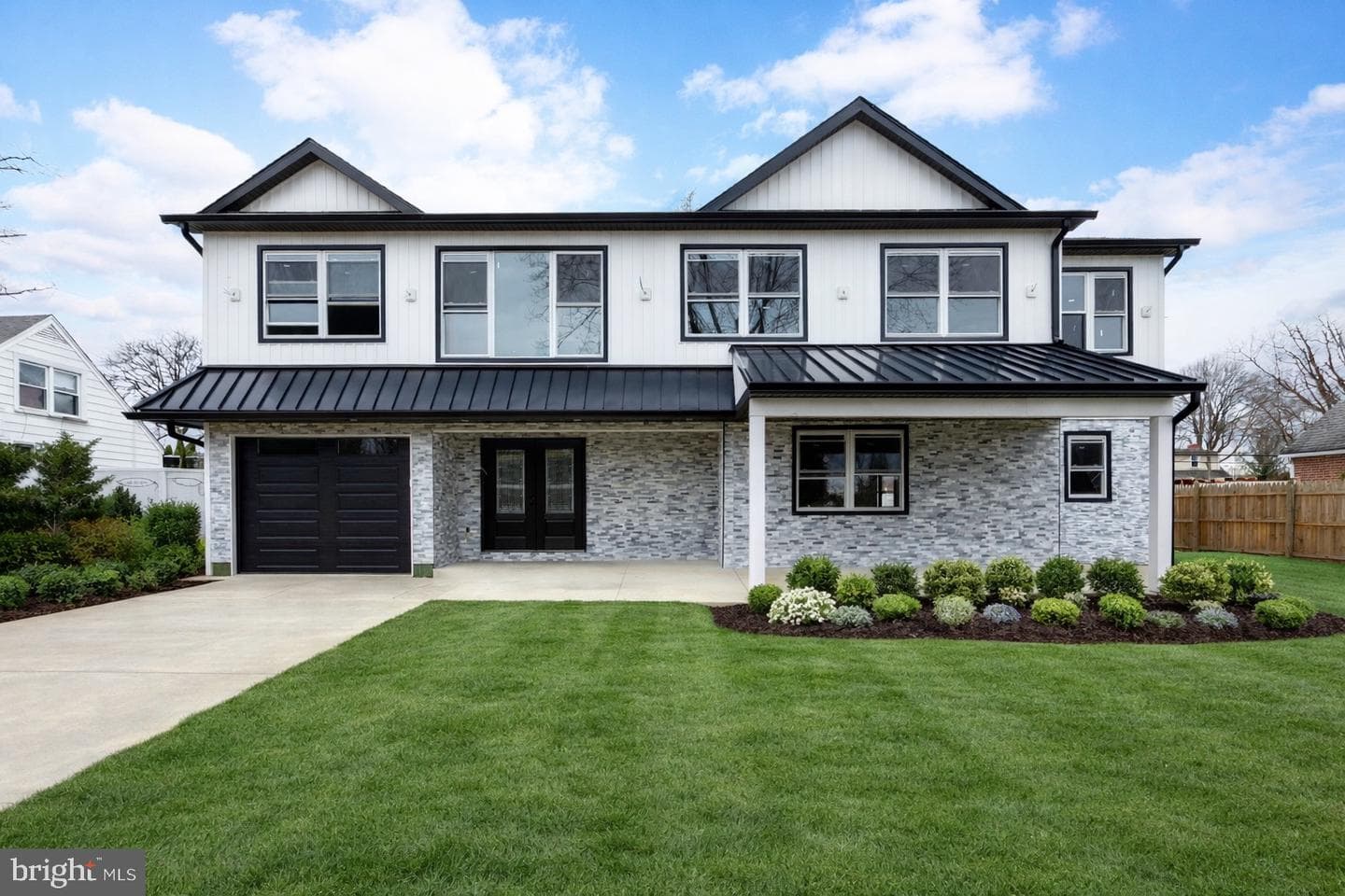 310 Lewis Road photo 1