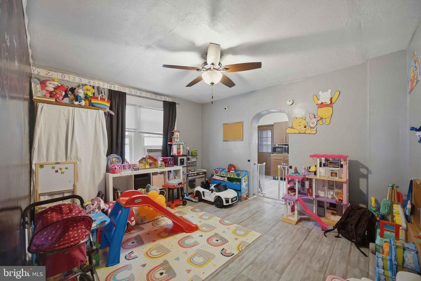 2622 W 7th Street photo 17