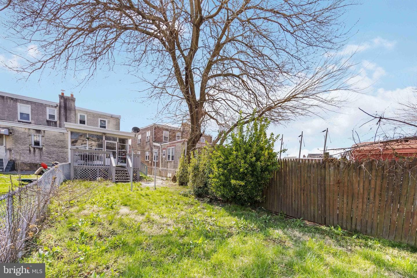 2622 W 7th Street photo 28