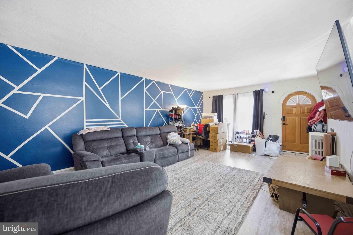 2622 W 7th Street photo 8