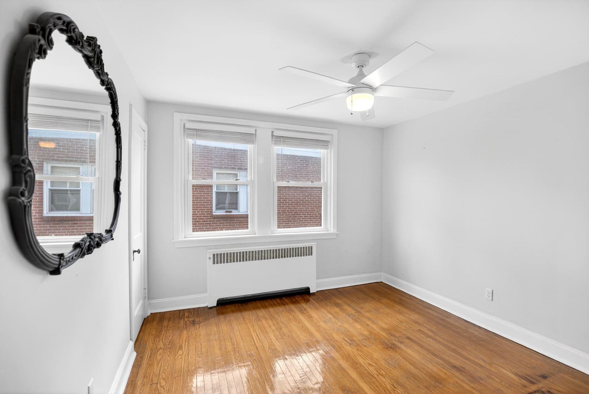 712 Clarendon Road photo 18