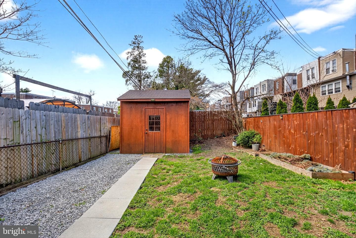 712 Clarendon Road photo 28