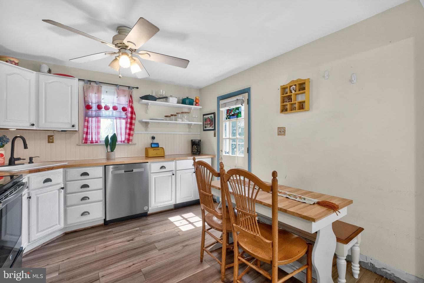 55 Kirk Lane photo 10