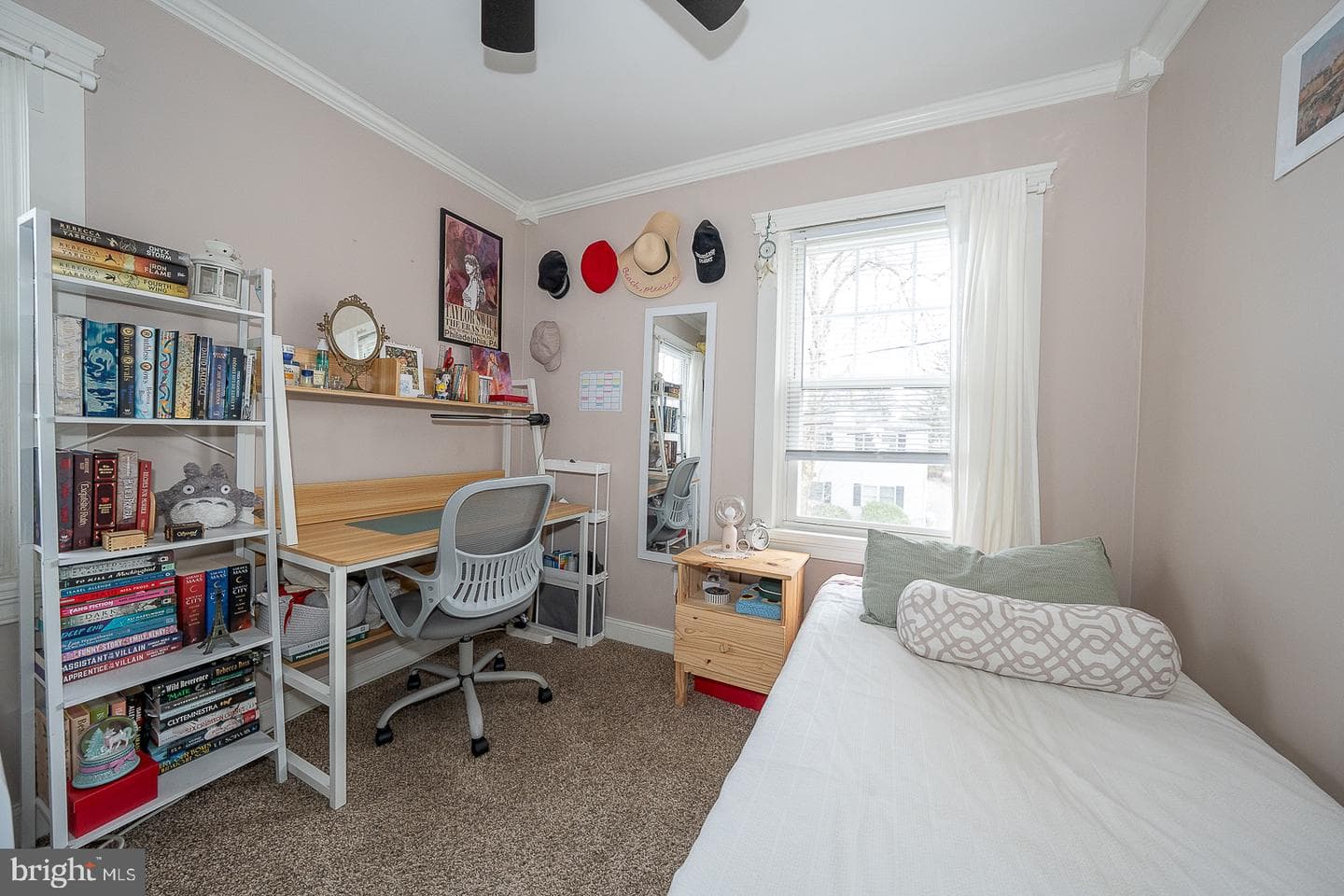 240 Wadas Avenue photo 39