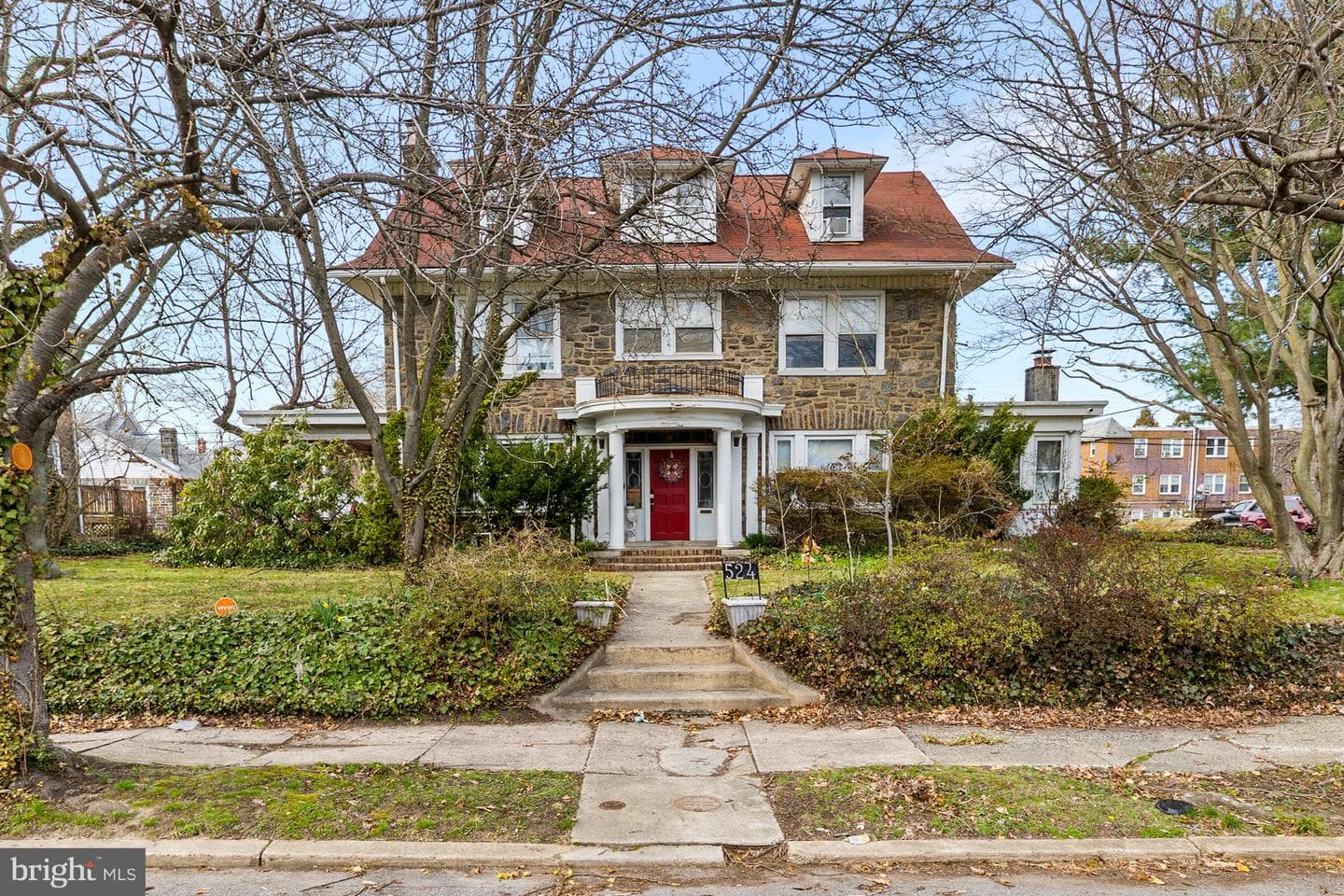 524 E 21st Street photo 3