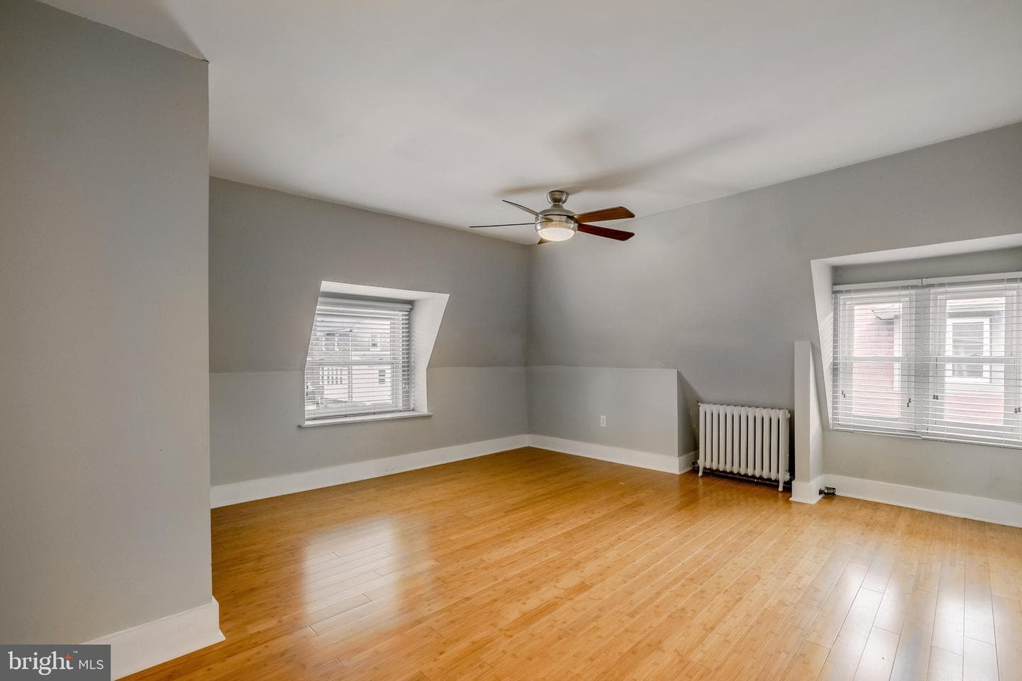 618 Georges Lane photo 32