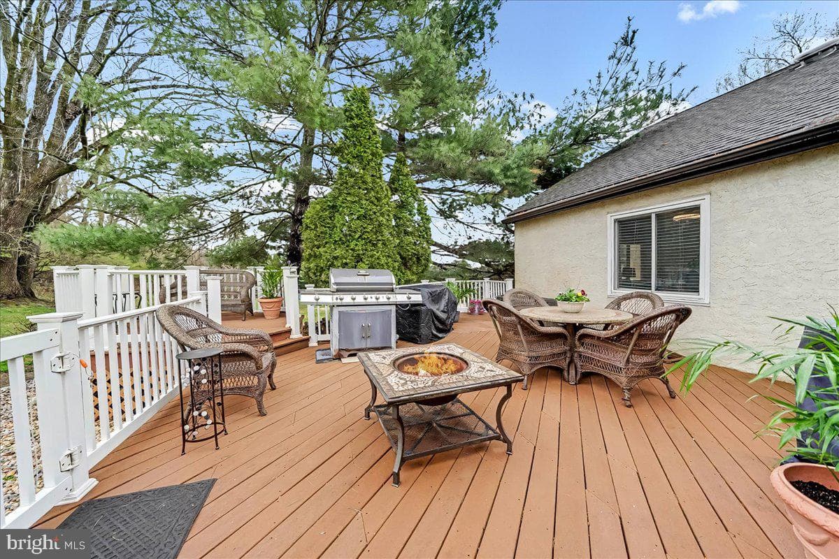 474 Ridge Lane photo 42