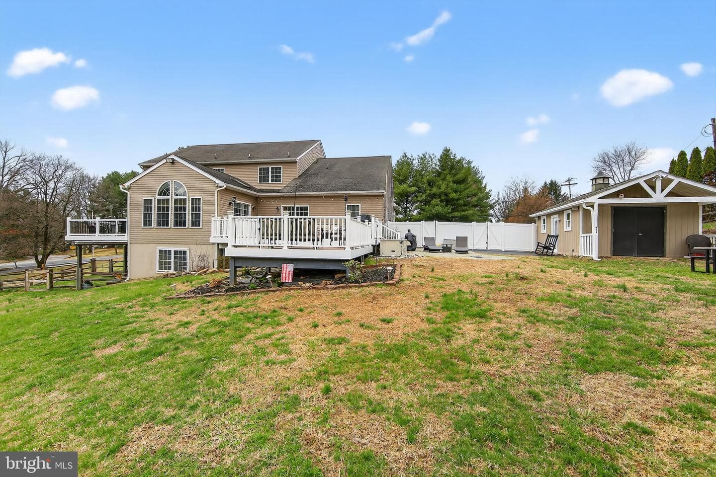 367 Mount Alverno Road photo 19