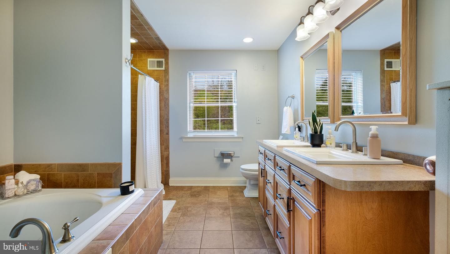367 Mount Alverno Road photo 88