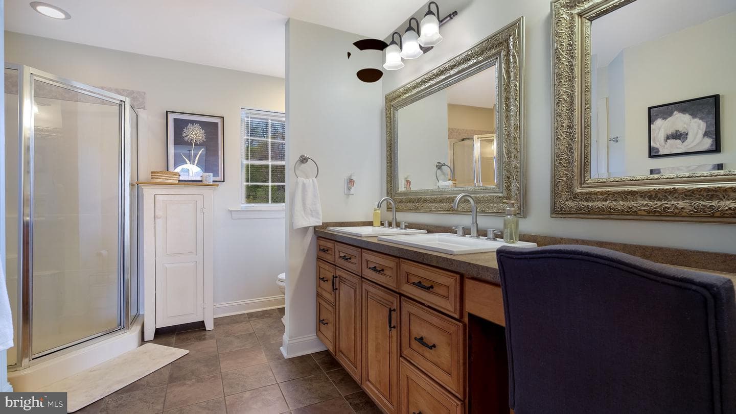 367 Mount Alverno Road photo 95