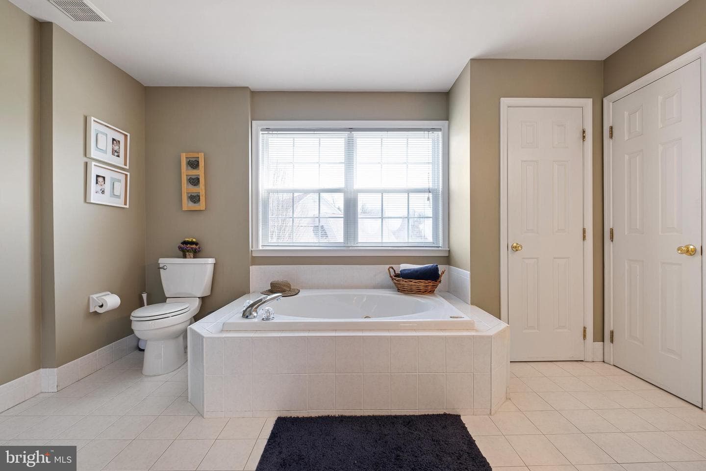 26 Woodside Farm Drive photo 48