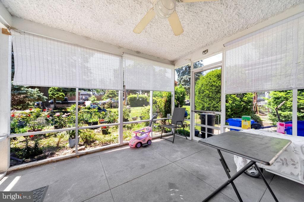 373 Upland Way photo 10
