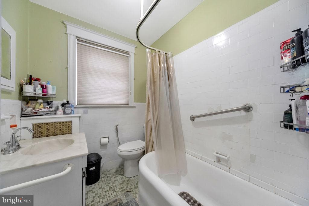 373 Upland Way photo 23