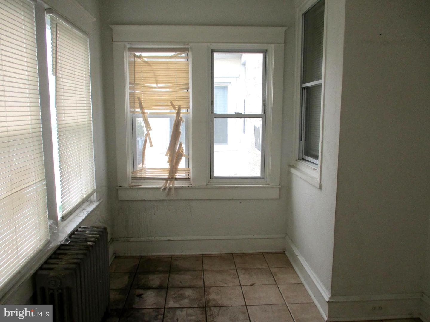 30 N Ridgeway Avenue photo 4