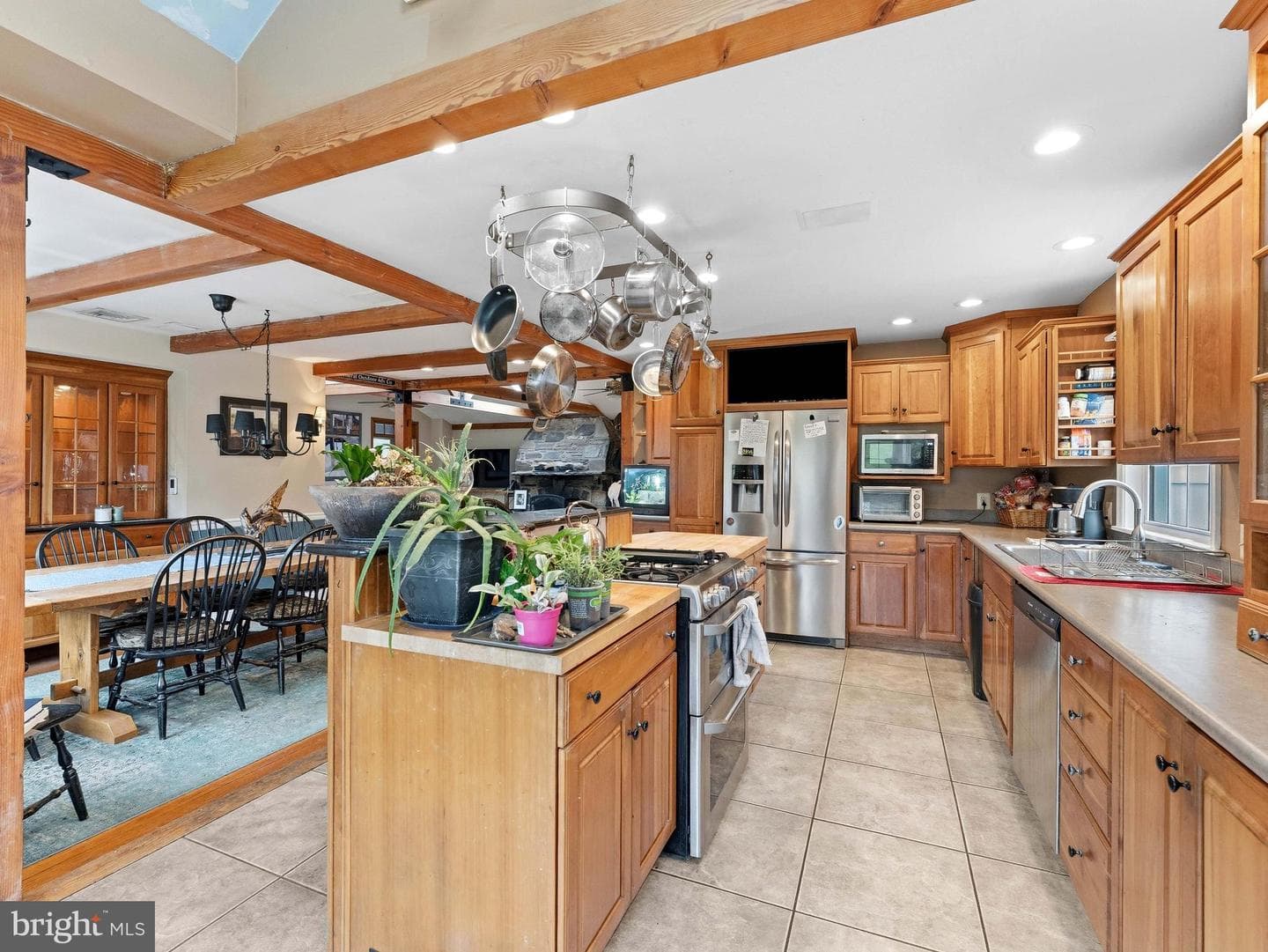 71 W Sproul Road photo 16