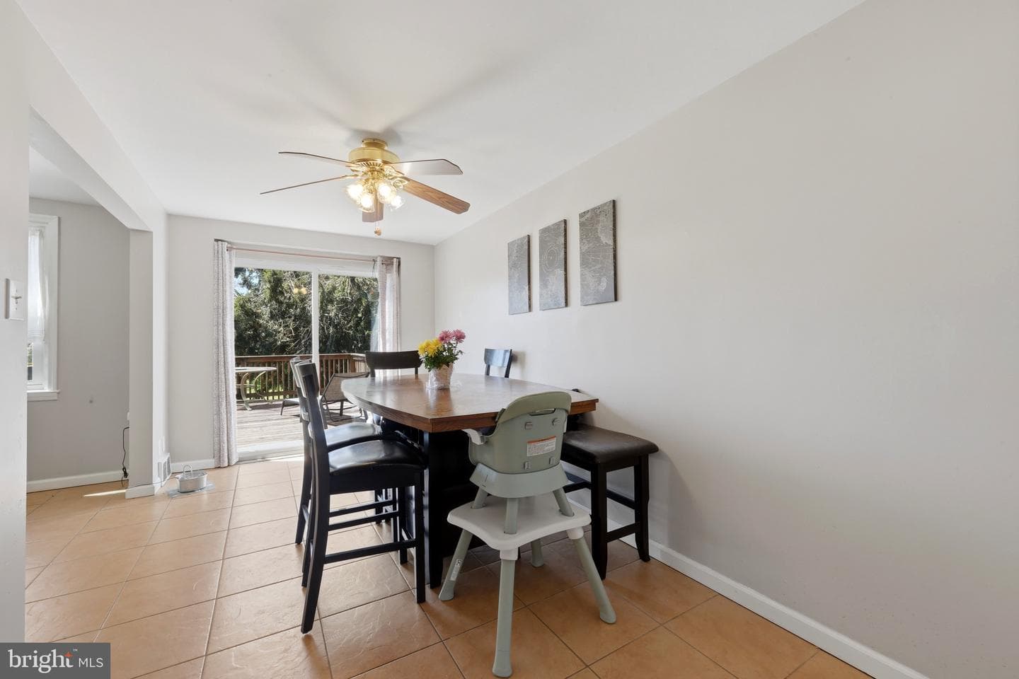 950 Taylor Drive photo 5