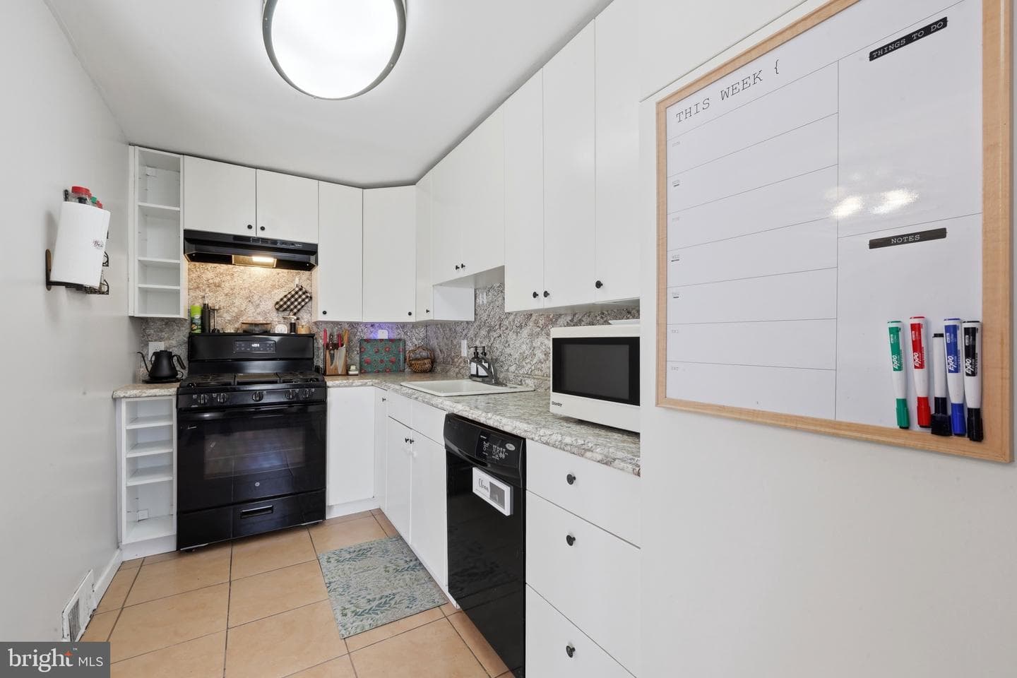 950 Taylor Drive photo 6