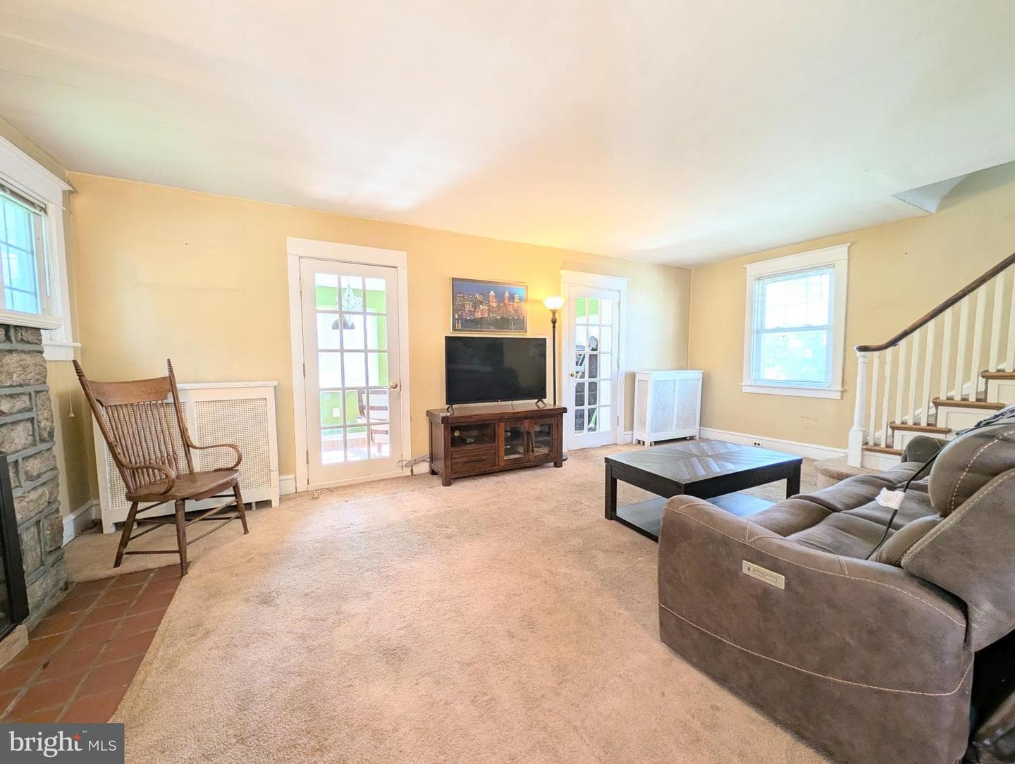 905 Edmonds Avenue photo 4