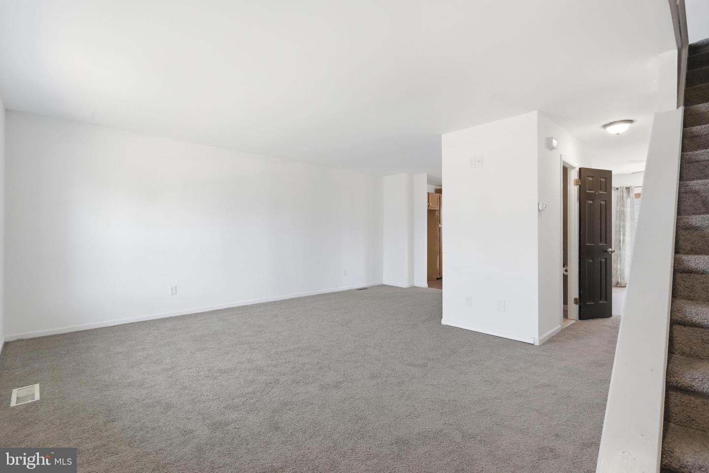11 Victoria Drive photo 7