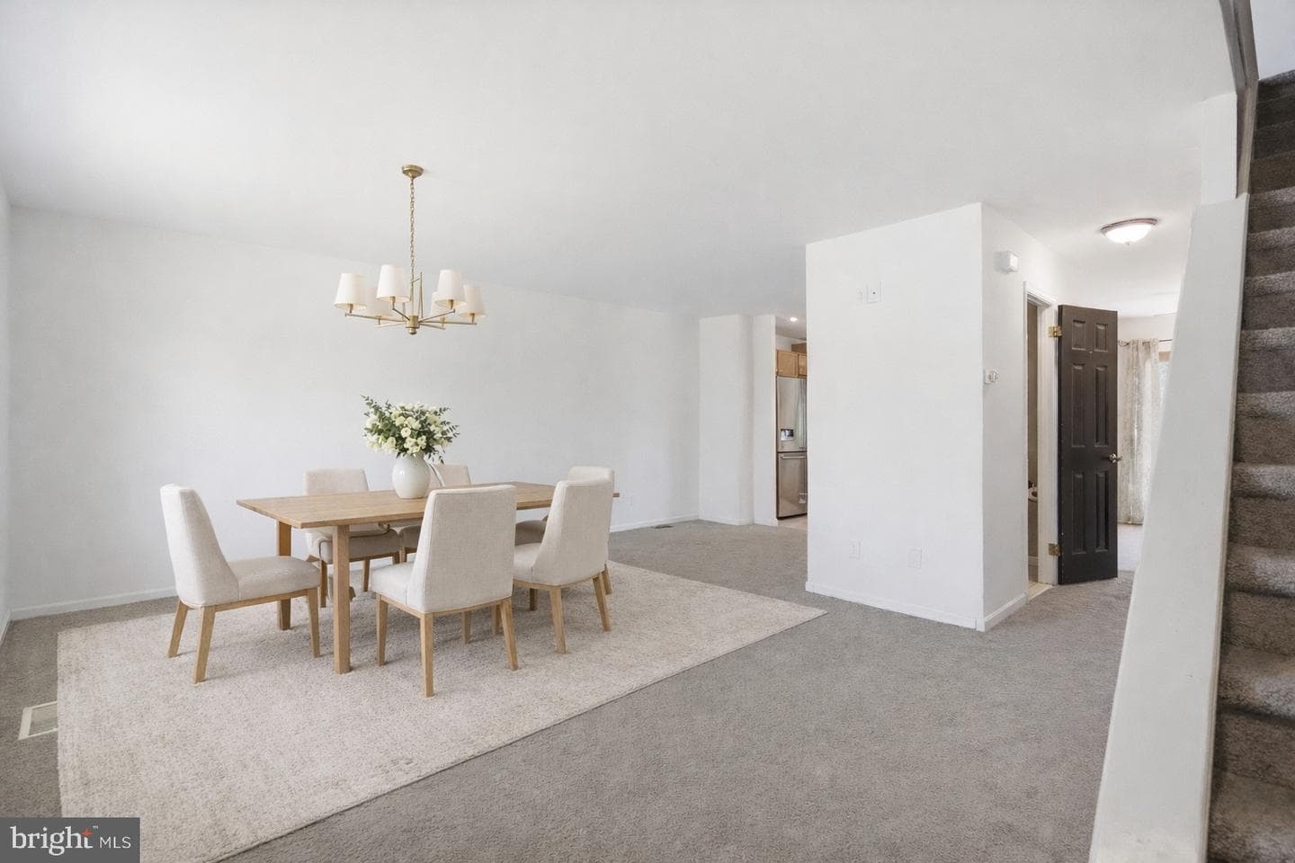 11 Victoria Drive photo 8