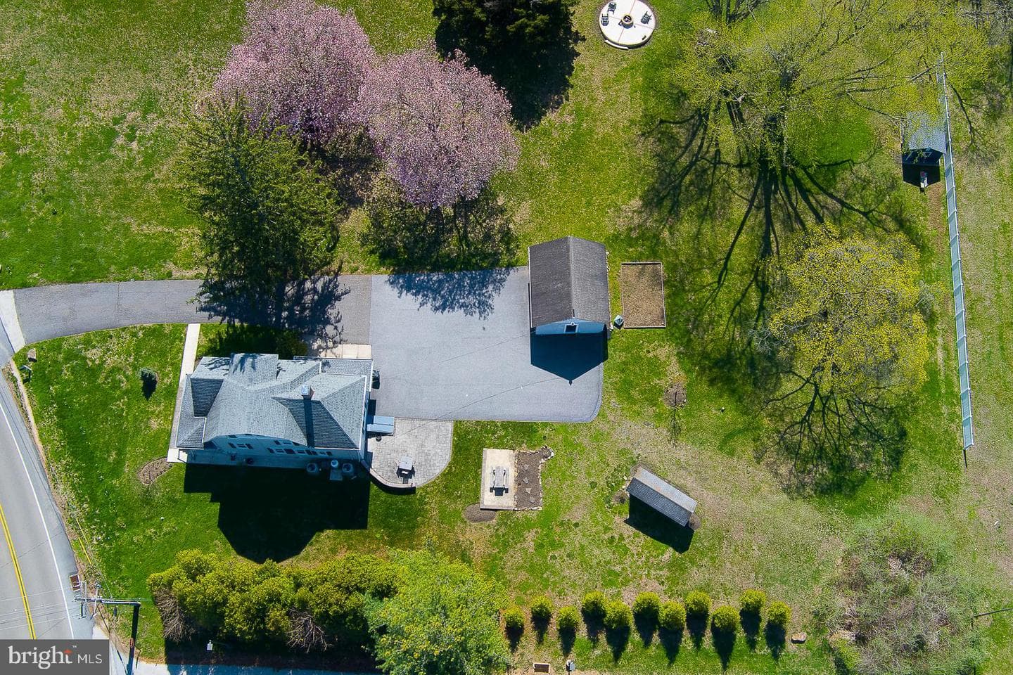 642 Concord Road photo 44