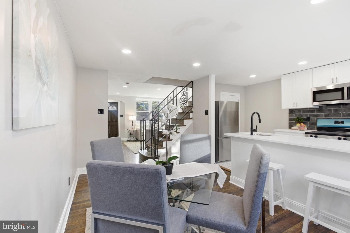 236 Hampden Road photo 11
