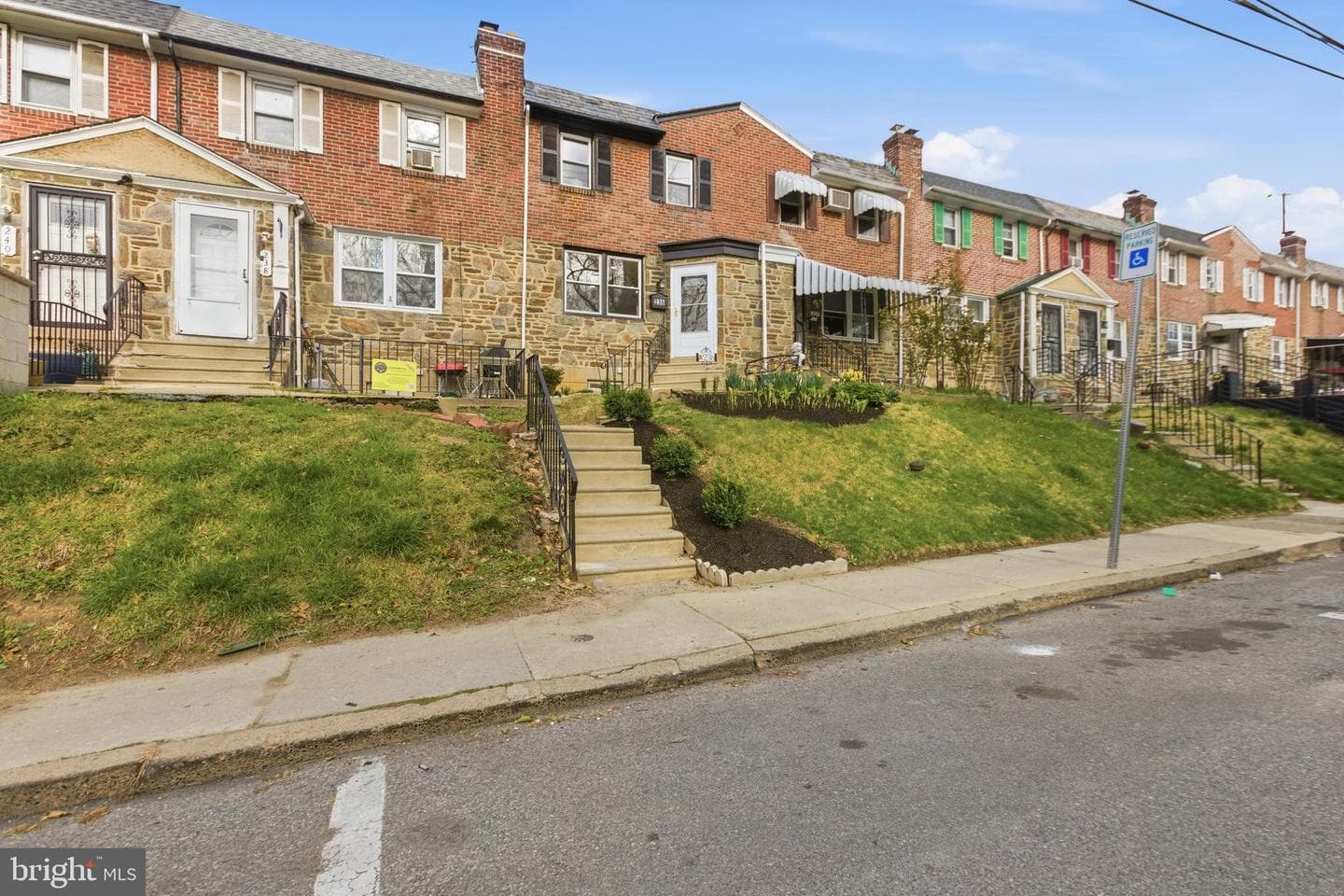 236 Hampden Road photo 2
