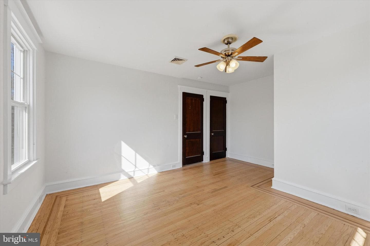 7864 Beverly Boulevard photo 21