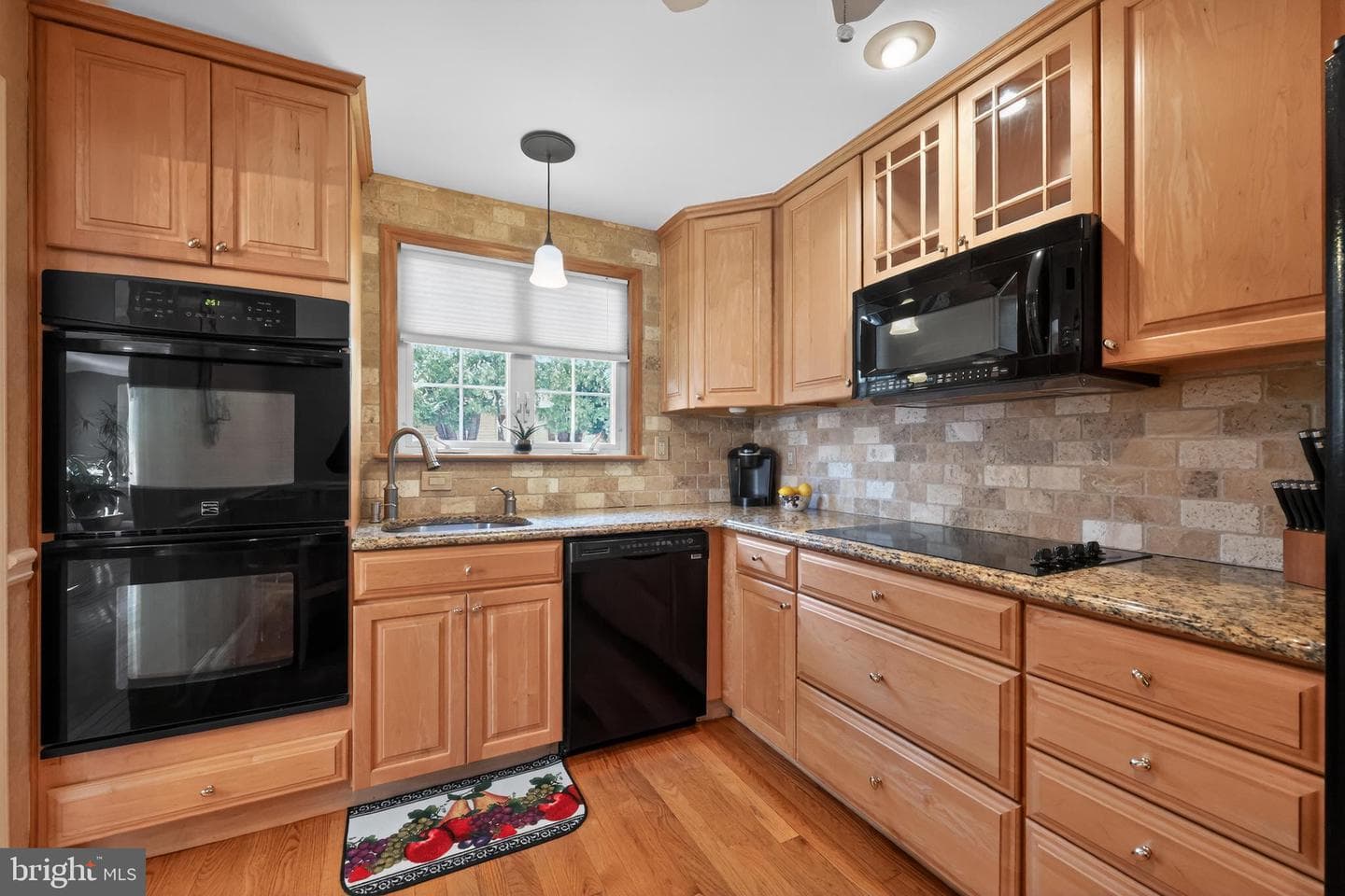 305 Somerset Place photo 12