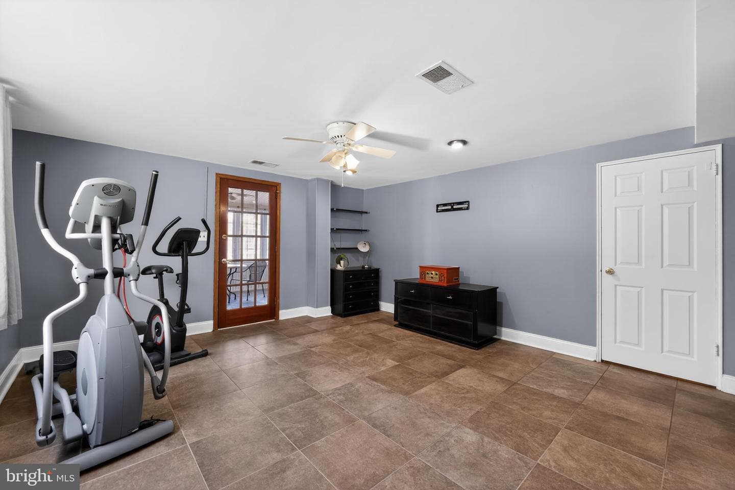 305 Somerset Place photo 15