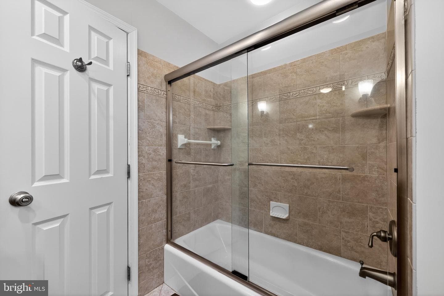 305 Somerset Place photo 25