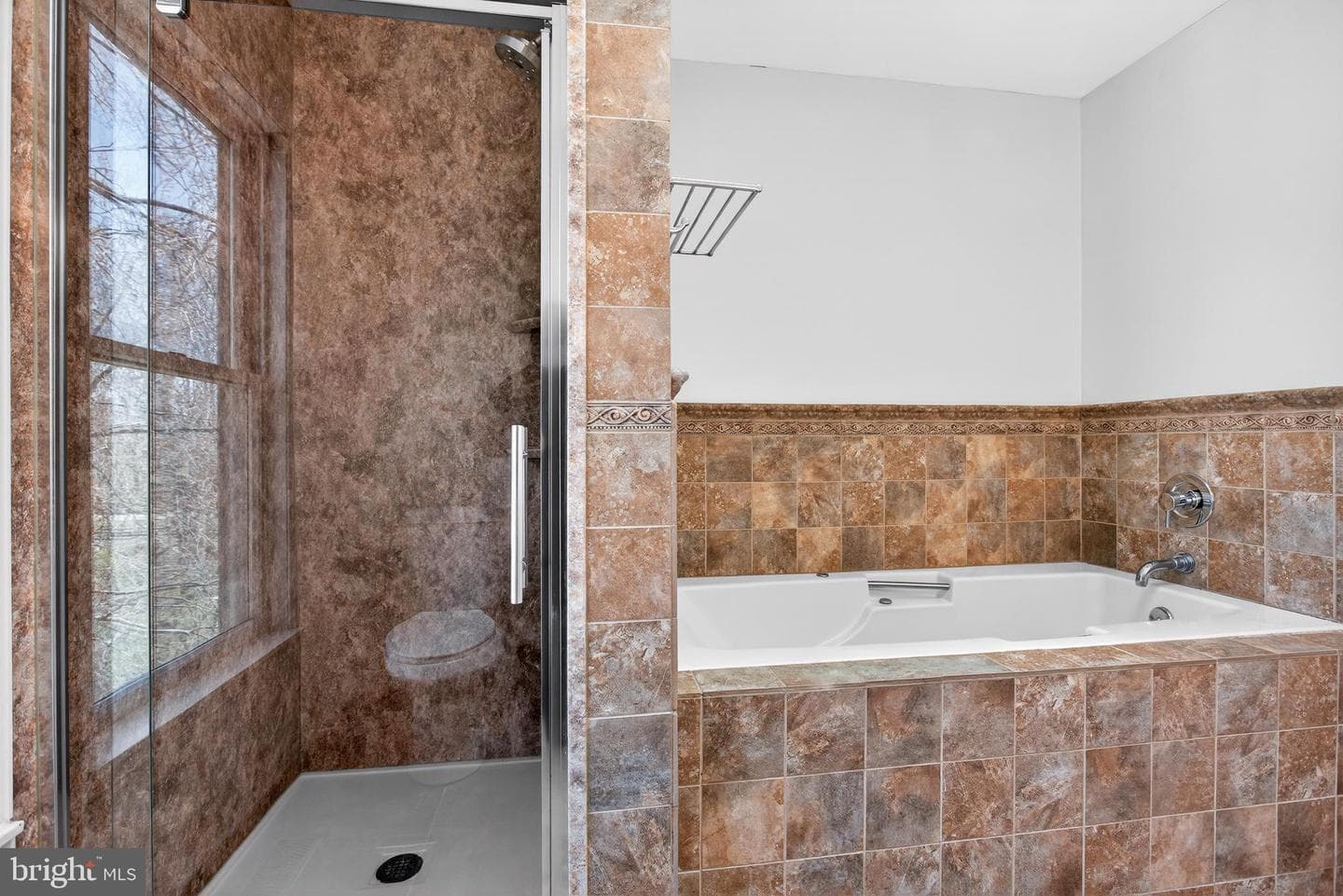 503 Haverford Court photo 24