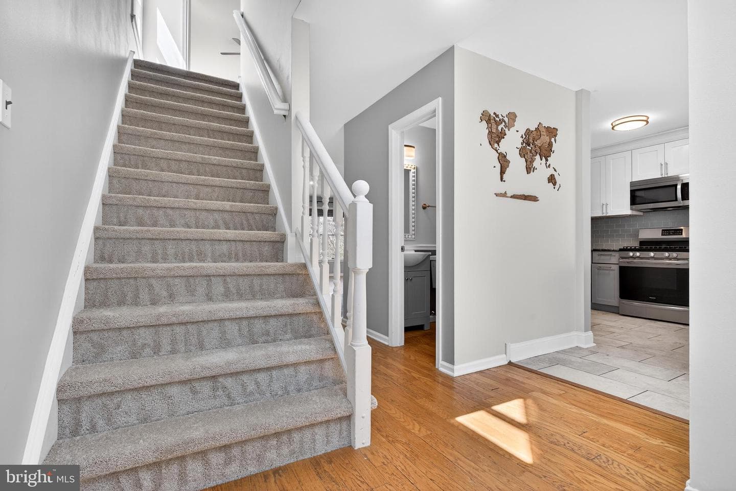 503 Haverford Court photo 4