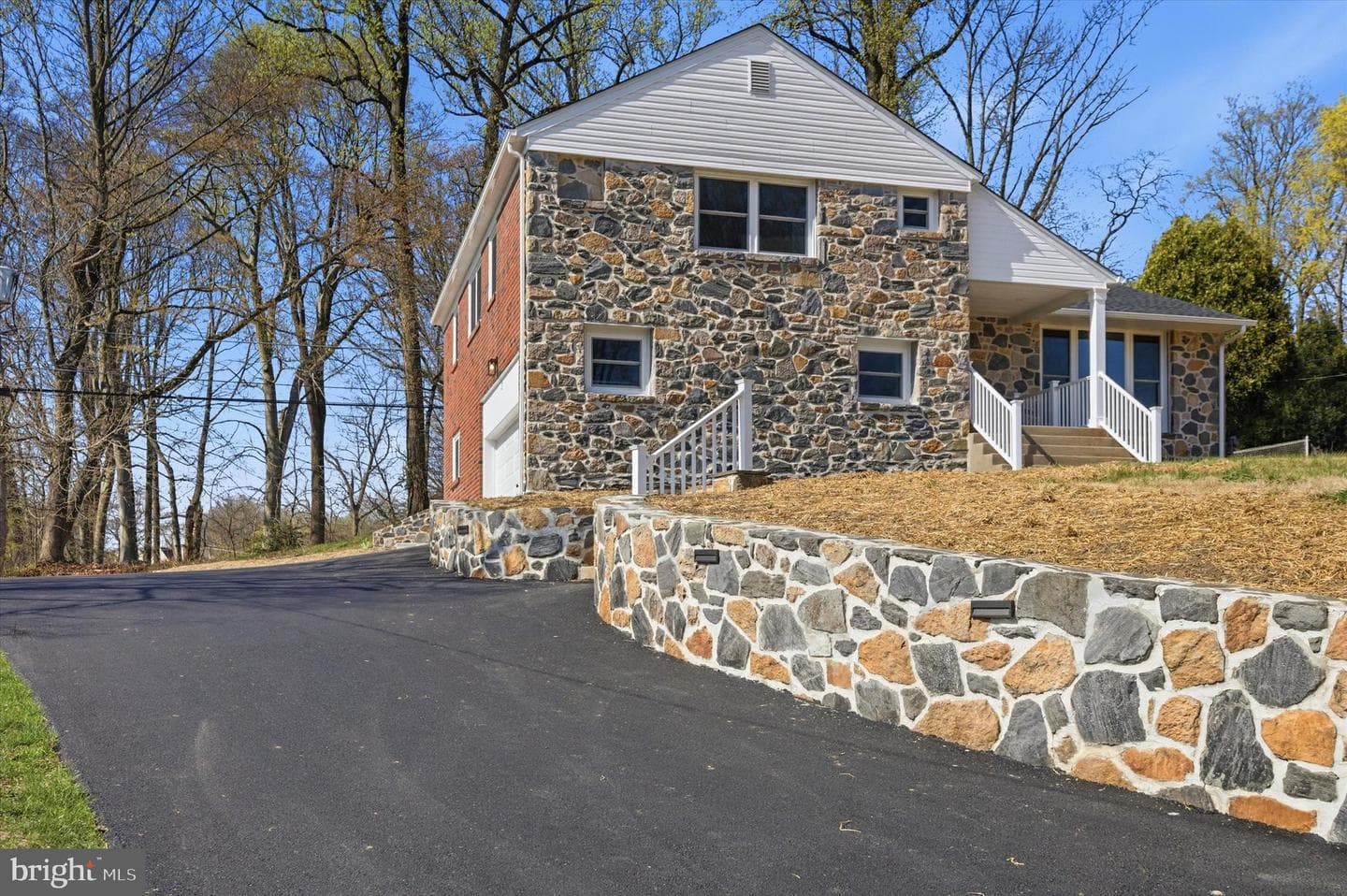106 Bella Drive photo 2