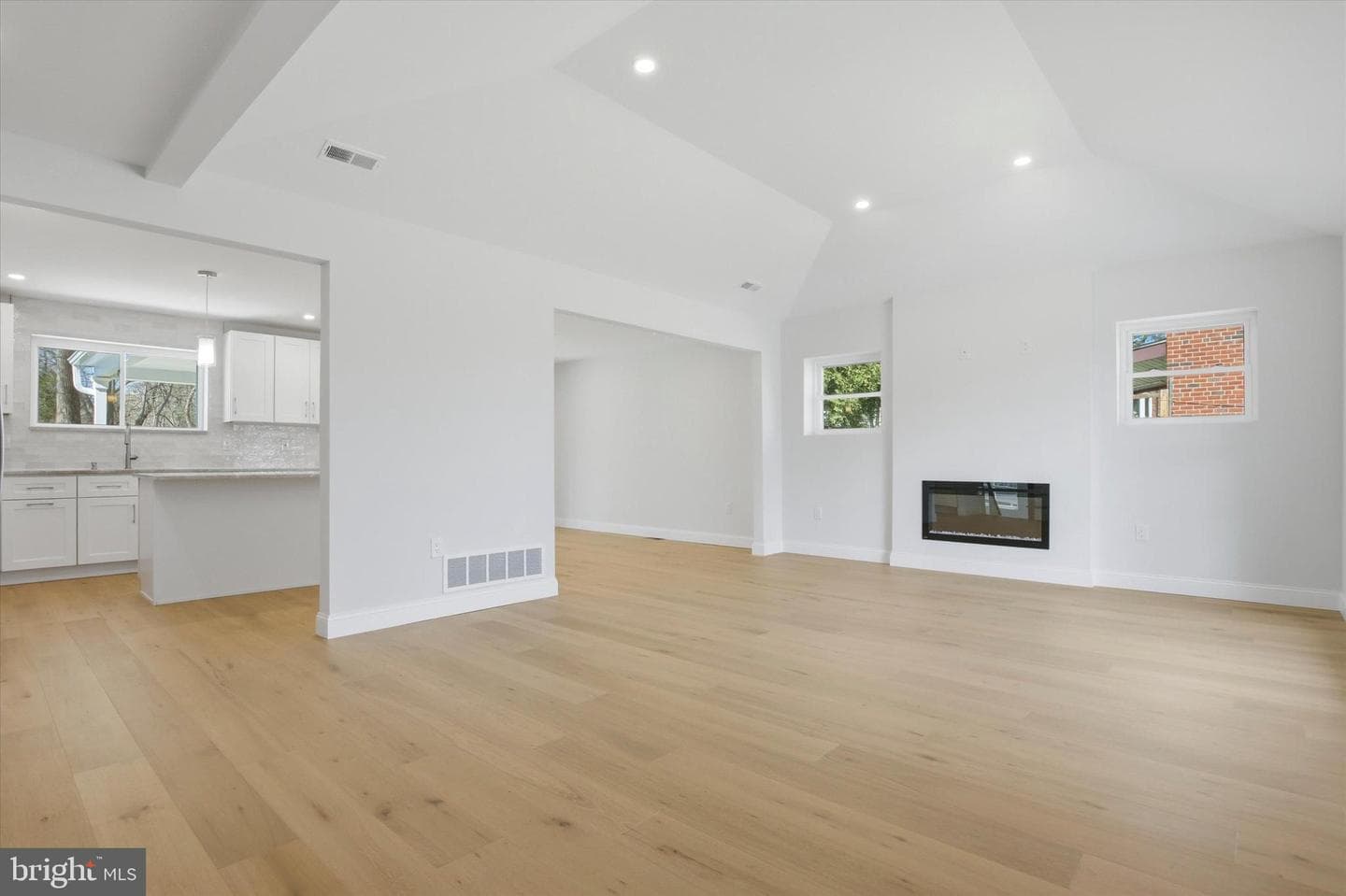 106 Bella Drive photo 3
