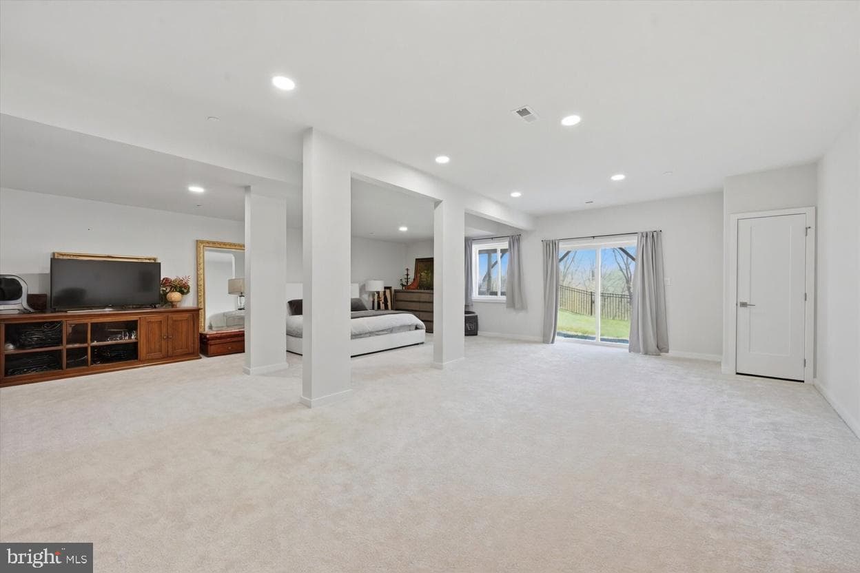 746 Switchman Road photo 33