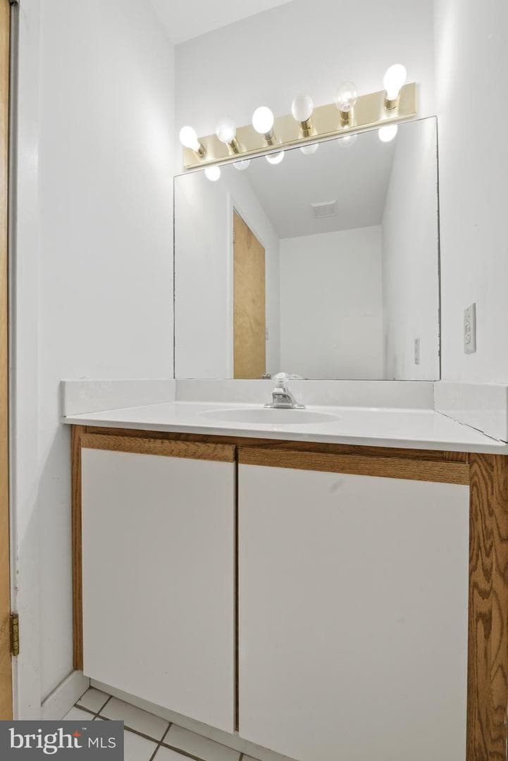 1 Glen Meadow Drive photo 27