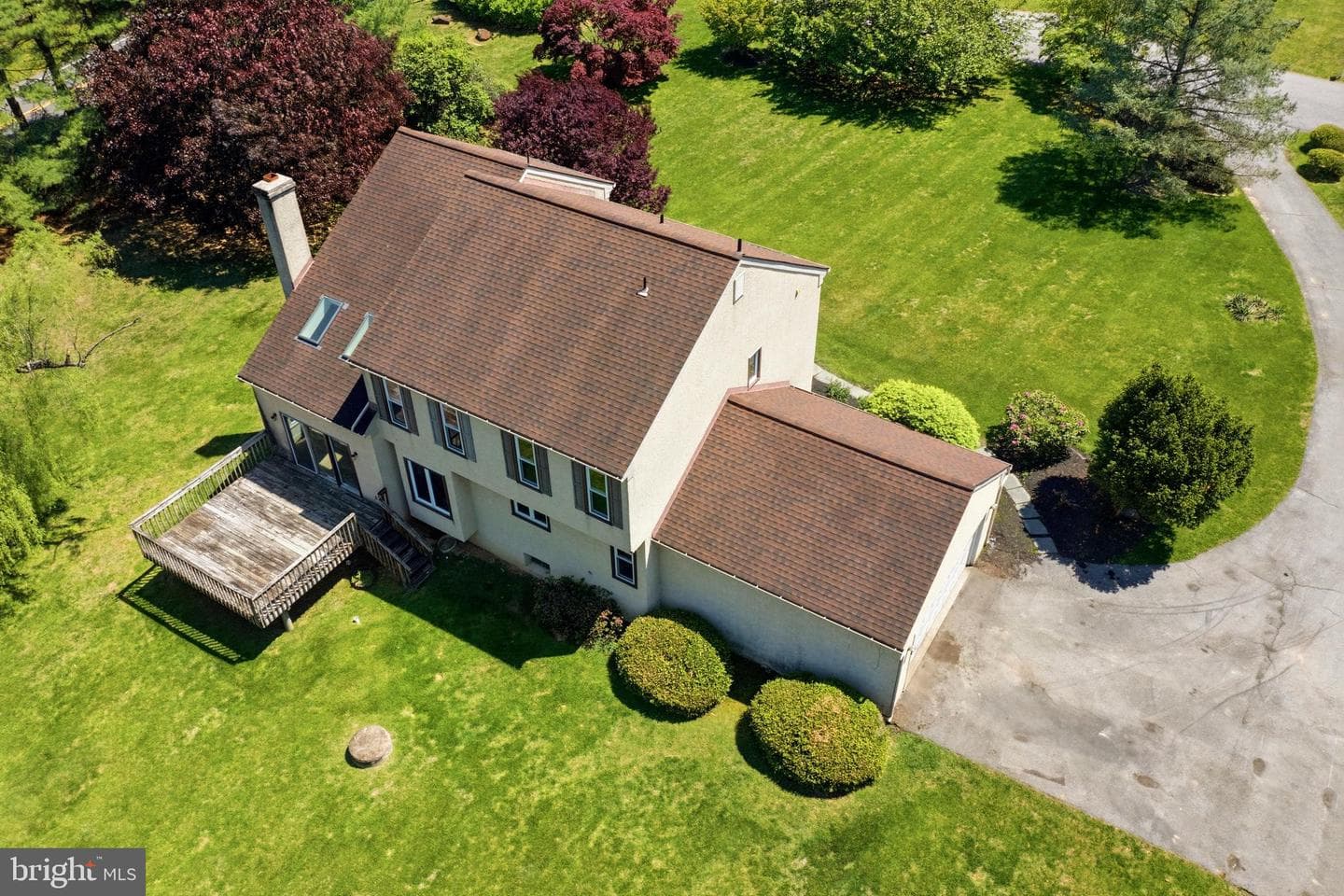 1 Glen Meadow Drive photo 32