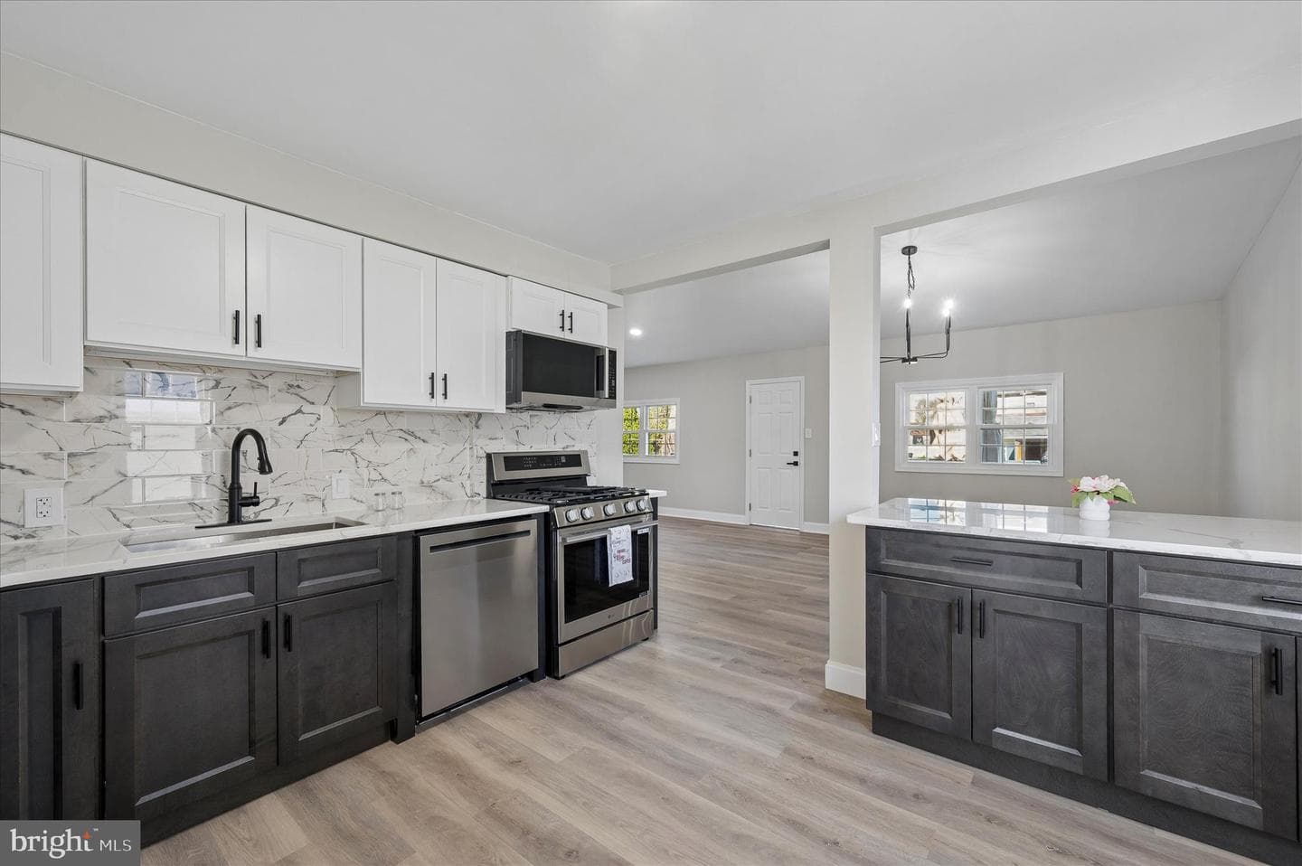 222 W Love Lane photo 11
