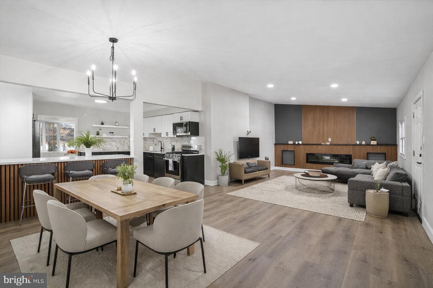 222 W Love Lane photo 14