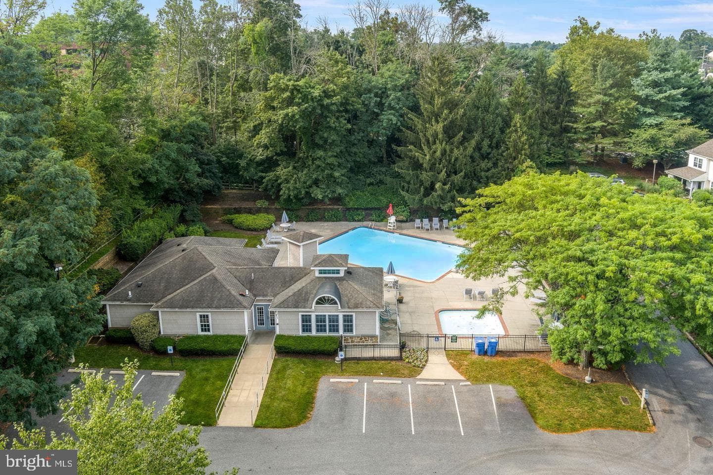 109 Briarcliff Court #109 photo 24