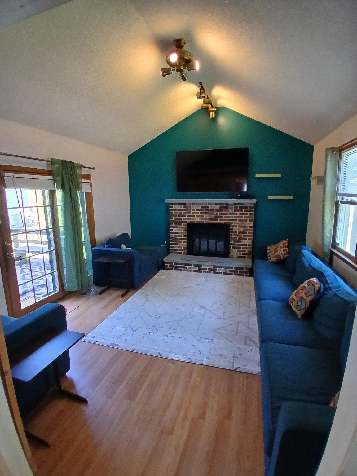 36 Evergreen Avenue photo 10