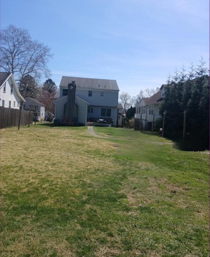 36 Evergreen Avenue photo 3