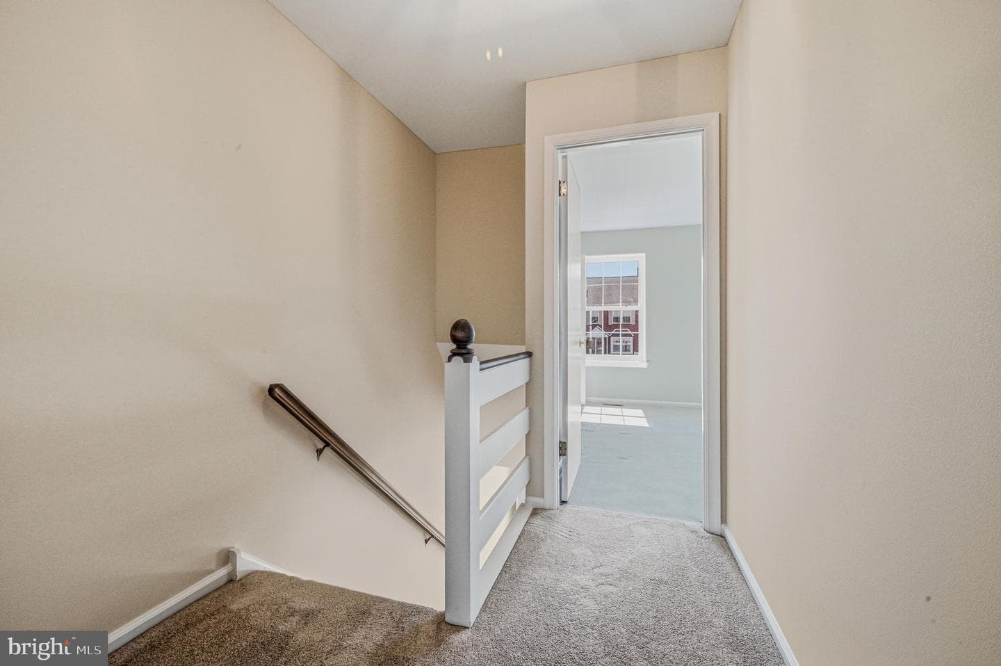 94 Victoria Drive photo 16