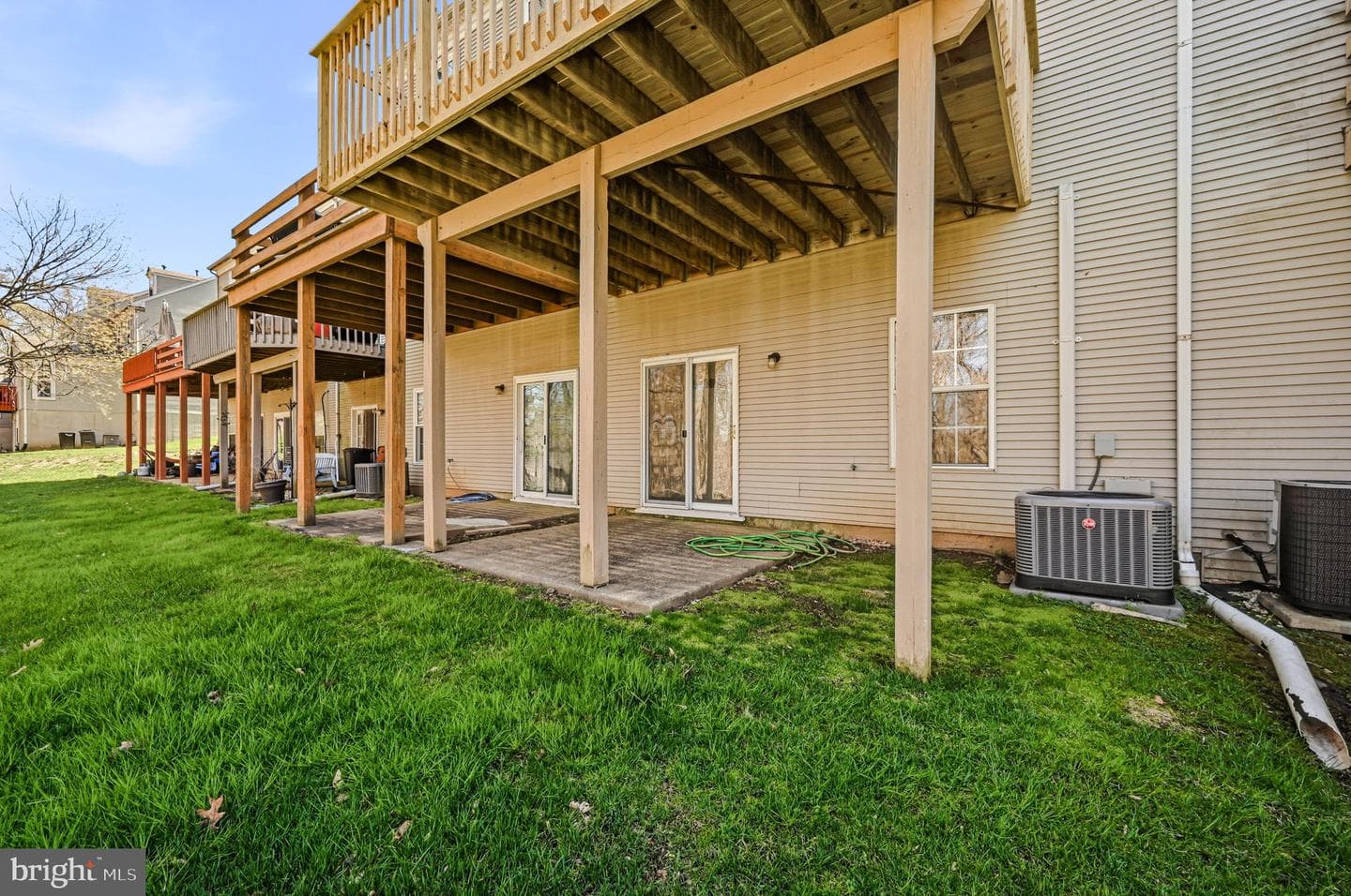 94 Victoria Drive photo 29