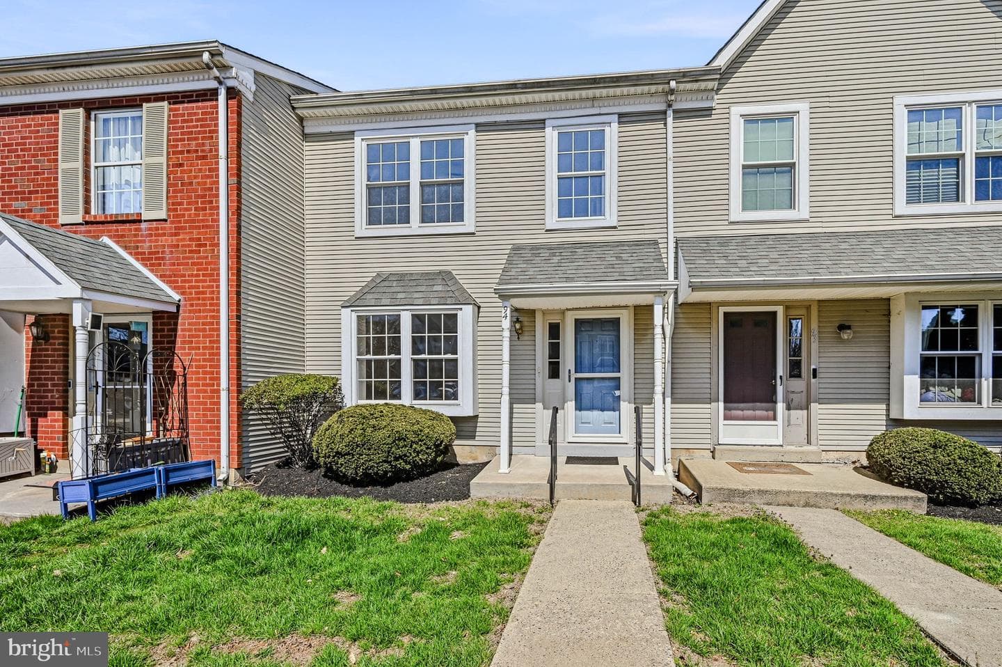94 Victoria Drive photo 4
