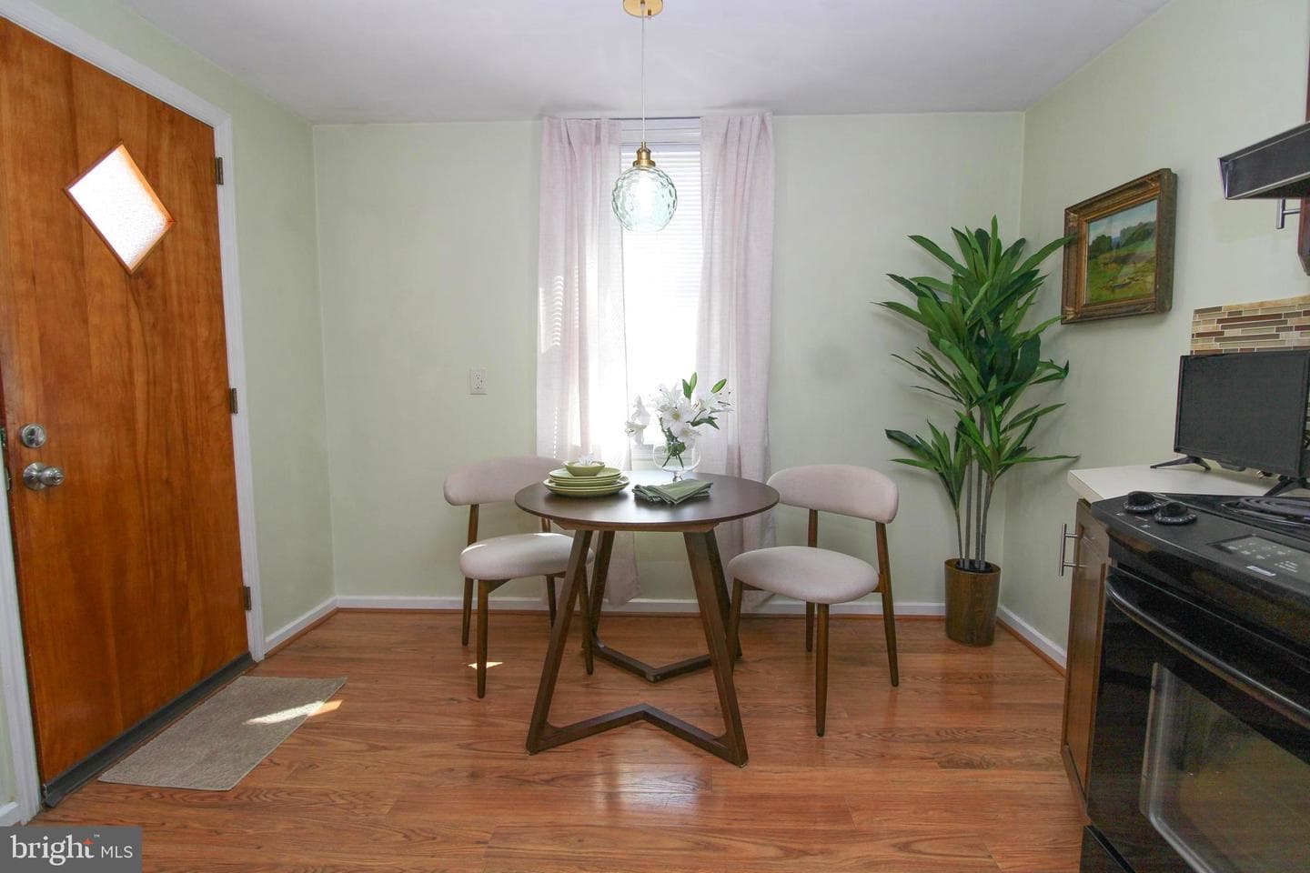 139 W Sylvan Drive photo 20