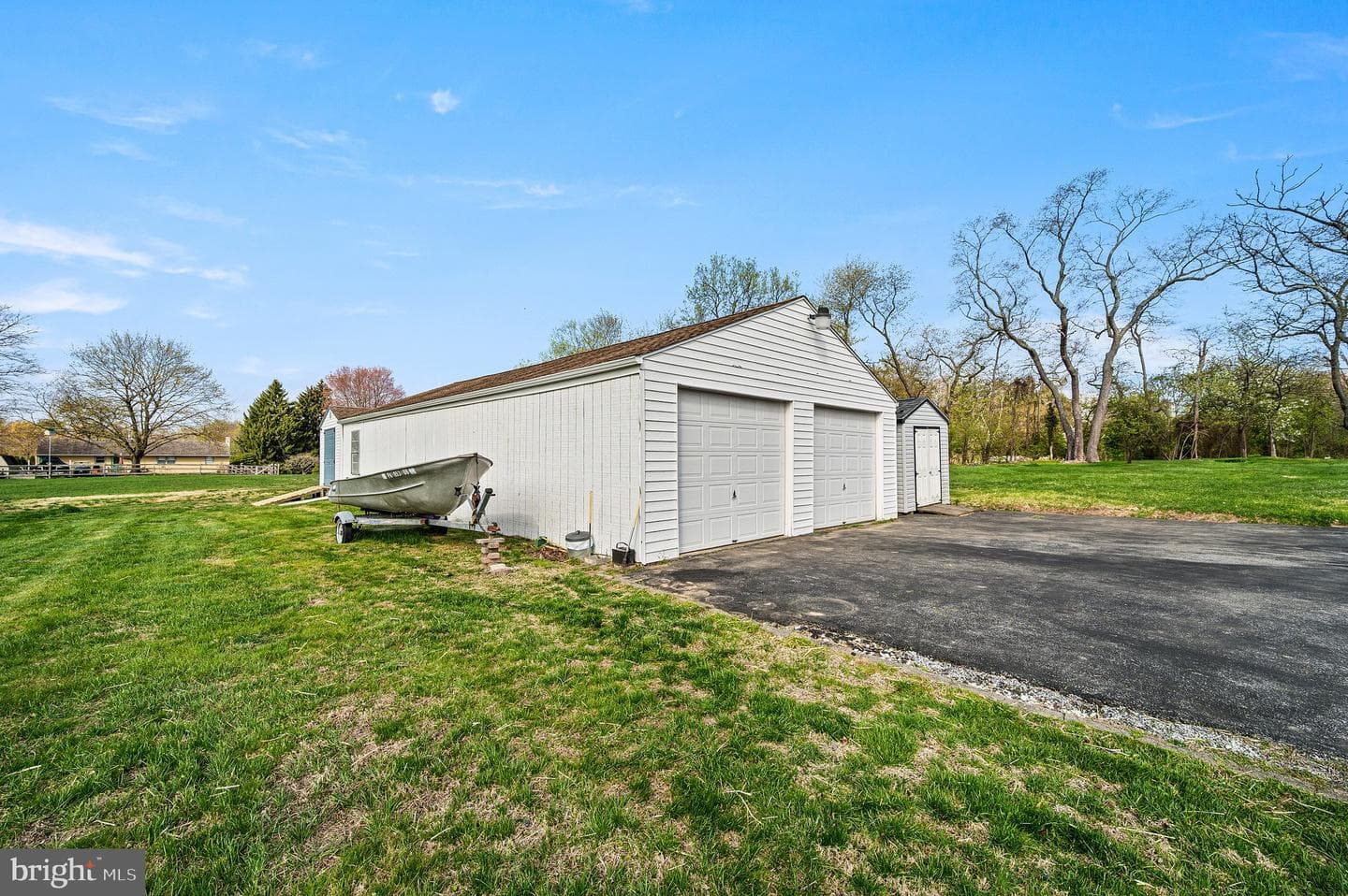5946 Chichester Avenue photo 25