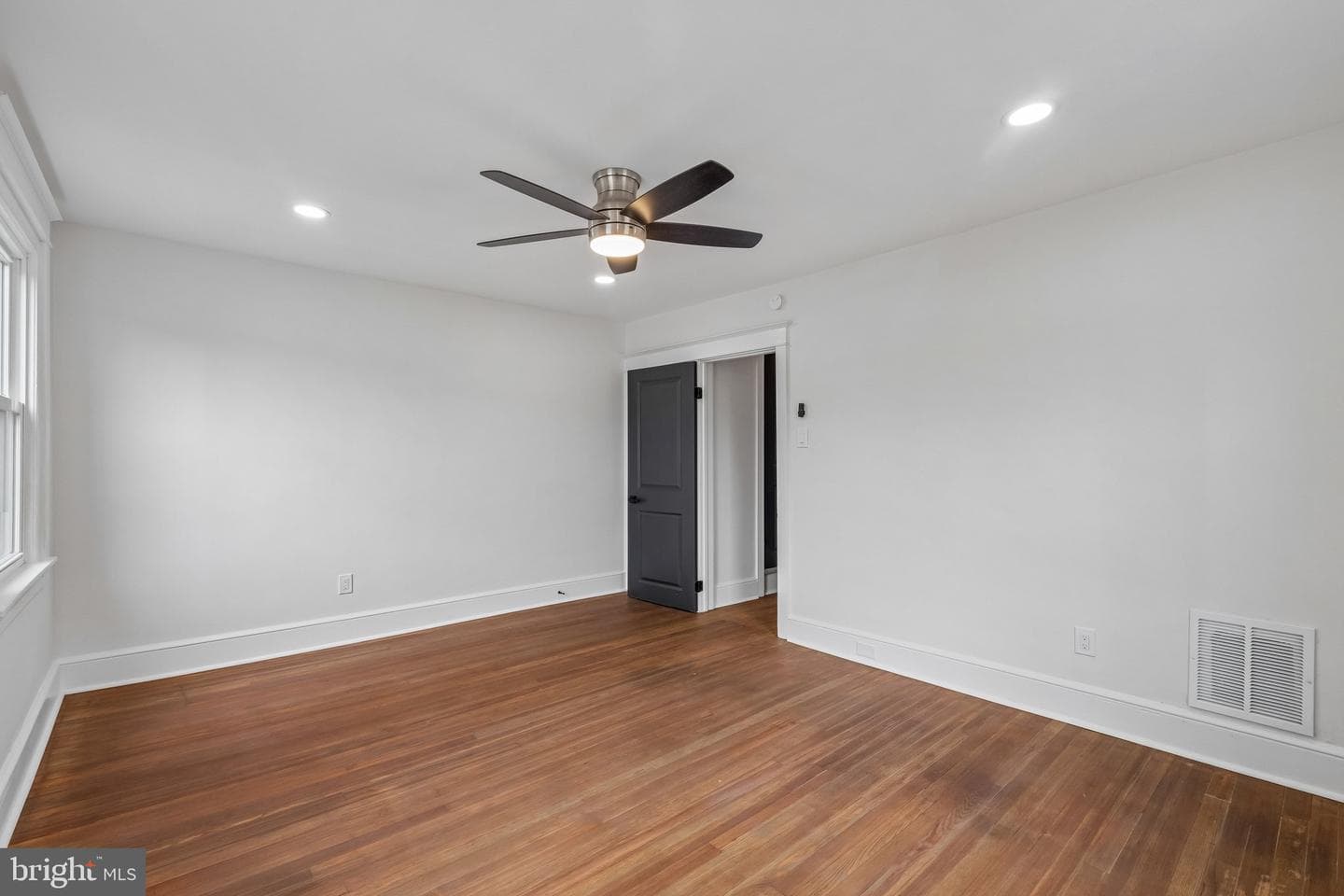 114 Conestoga Road photo 47
